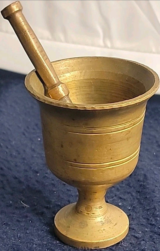 Antique Brass Apothecary Mortar & Pestle – 19th Century Pharmaceutical / Pharmacy Tool - Workshop & Study